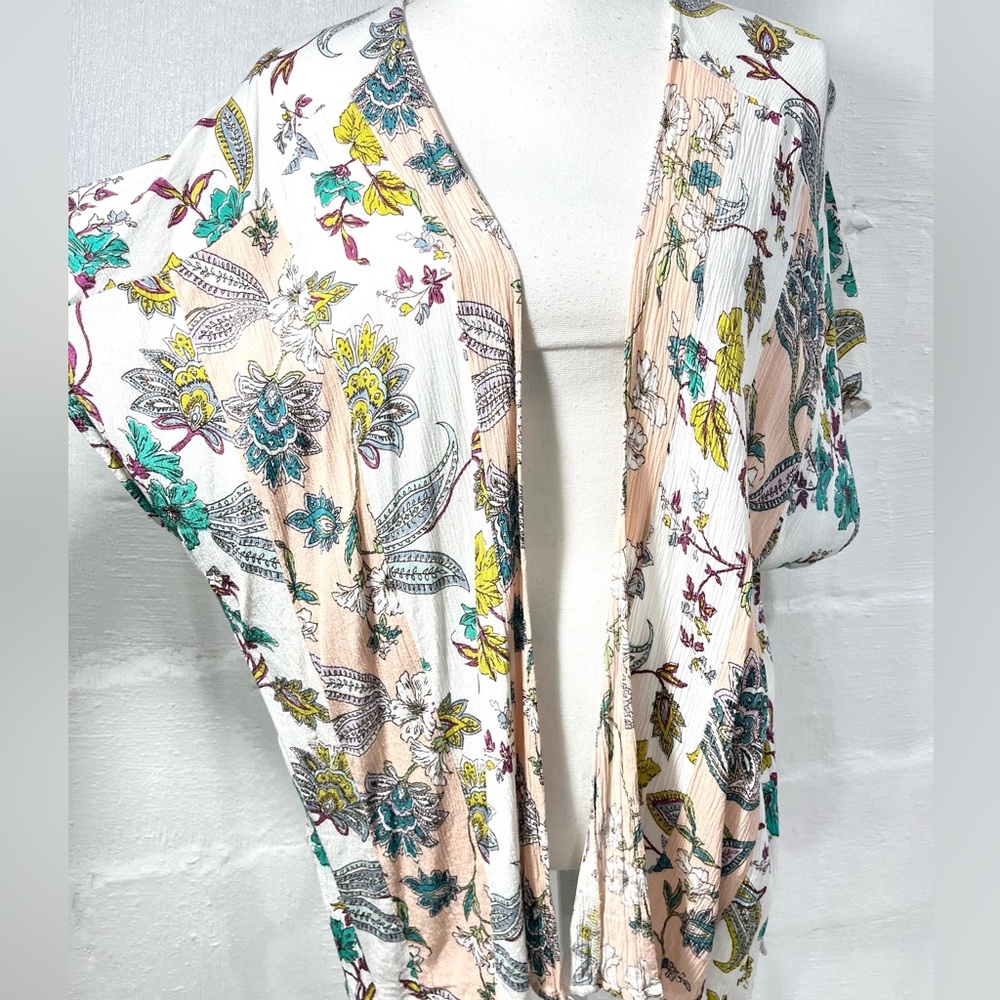 DAYTRIP FLORAL KIMONO